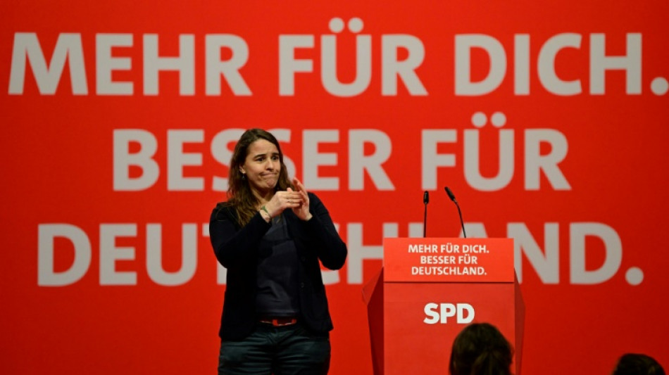 Gehörlose Bundestagsabgeordnete Heubach setzt nicht auf technischen Fortschritt