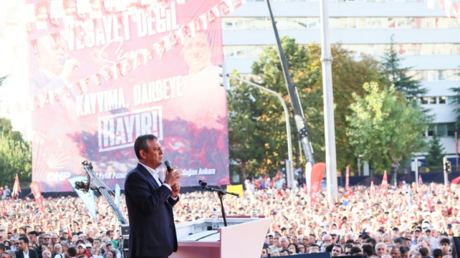 Turquie: le principal parti d'opposition dans l'attente d'une décision judiciaire cruciale