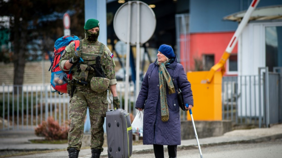 Diplomatin: Ukrainer in NRW k&ouml;nnen sich freiwillig zu Kriegseinsatz melden