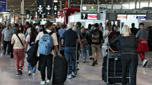 Una huelga de controladores aéreos en Francia perturba el inicio de las vacaciones