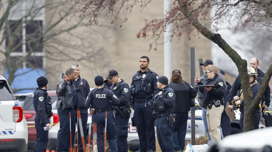 Sparatoria in scuola Usa, sospettata &egrave; una quindicenne