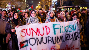 España anuncia que está previsto que 21 de los 49 españoles de la flotilla para Gaza salgan este domingo de Israel