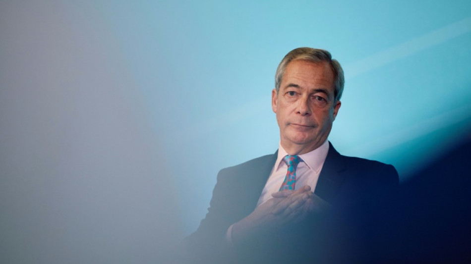 Royaume-Uni: bataille entre le parti de Farage et les conservateurs sur leur nombre d'adh&eacute;rents