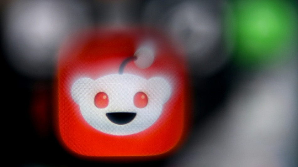 Multa de casi 20 millones de d&oacute;lares a Reddit en Reino Unido por utilizar datos de ni&ntilde;os