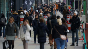 Verbraucherstimmung hellt sich im April leicht auf - Niveau bleibt niedrig