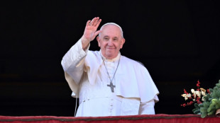 El papa pide "acallar las armas" en Ucrania y en el mundo