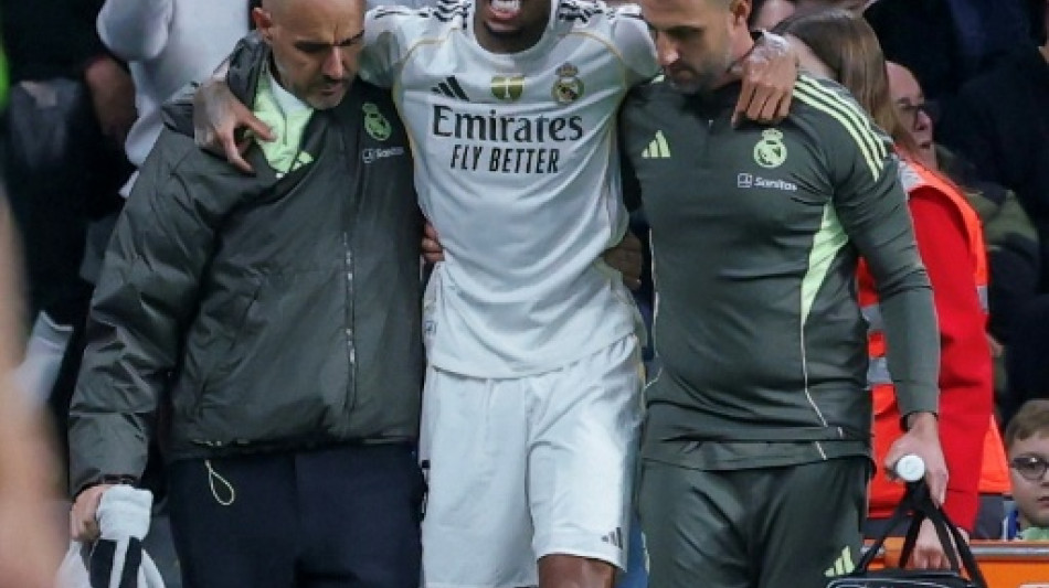 Real Madrid confirma les&atilde;o grave de Milit&atilde;o, que ficar&aacute; afastado por v&aacute;rios meses