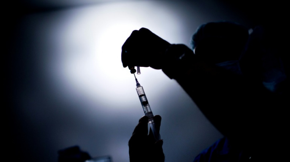 Esth&eacute;tique: boom alarmant d'injections clandestines d'acide hyaluronique