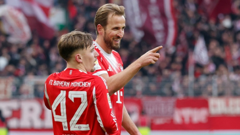 Kane brace helps Bayern widen gap atop Bundesliga