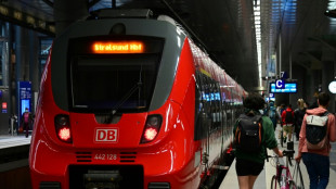Landkreistag kritisiert Einf&uuml;gung von 49-Euro-Ticket zum 1. Mai