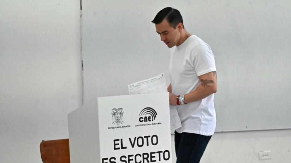 Ecuadorianer stimmen gegen Wiedereinrichtung ausl&auml;ndischer Milit&auml;rst&uuml;tzpunkte