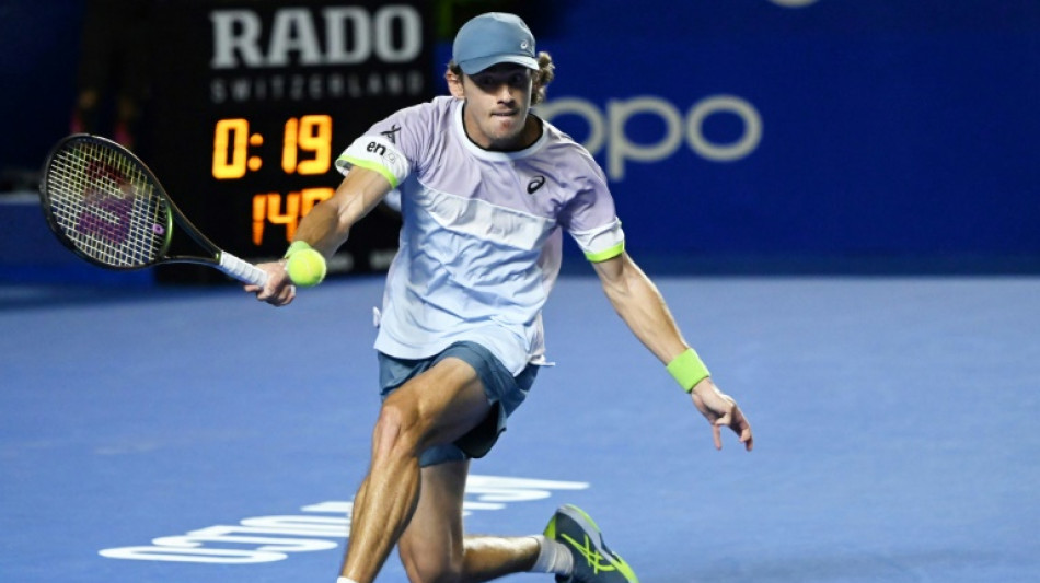 Alex de Mi&ntilde;aur gana el Abierto Mexicano de tenis