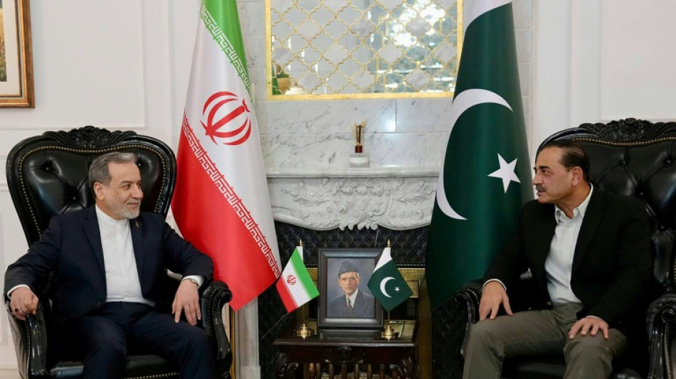 Le chef de la diplomatie iranienne attendu &agrave; Islamabad, malgr&eacute; l'absence des Am&eacute;ricains
