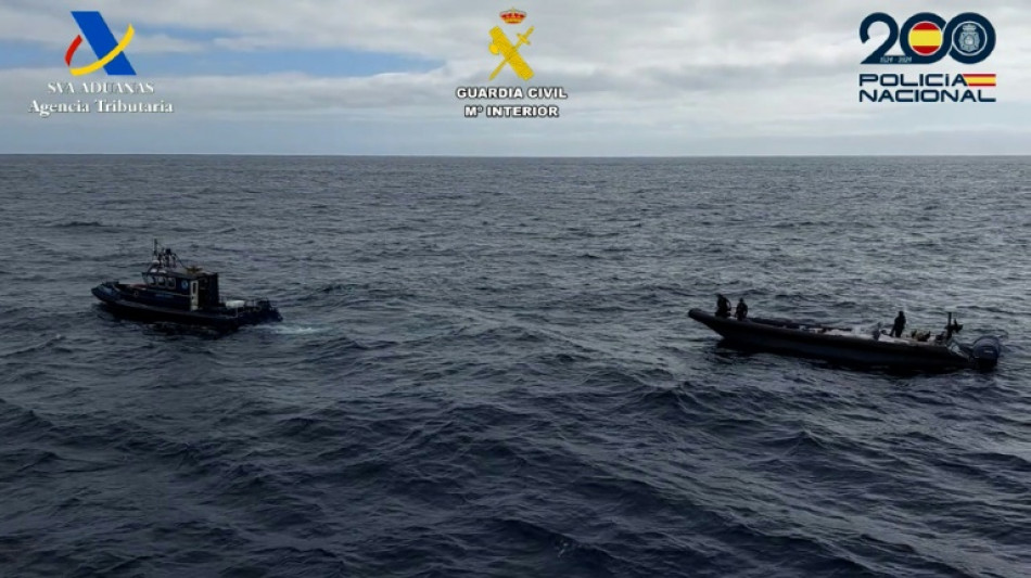 Agentes espa&ntilde;oles interceptan una narcolancha con cuatro toneladas de coca&iacute;na