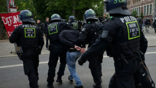 Sorge vor Krawallen wie in Frankreich: Gewerkschaft sieht deutsche Polizei besser ger&uuml;stet