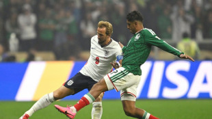 M&eacute;xico sufre la baja de Luis Romo, la cuarta para el juego ante Chile