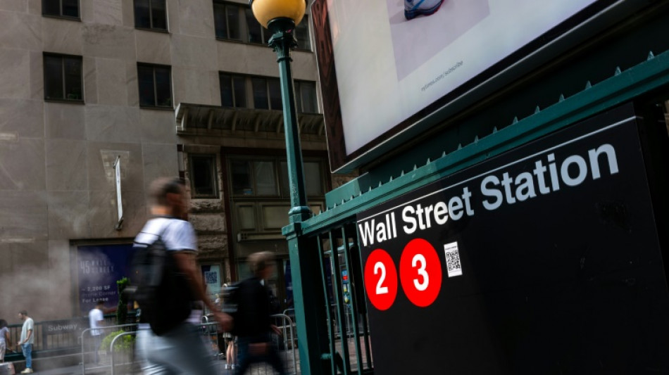 Wall Street recule légèrement avant l'audition du patron de la Fed