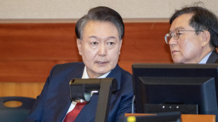 Seul, revocati arresti al presidente Yoon ma resta in carcere