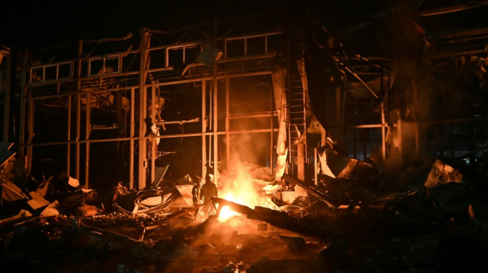 Ukraine: frappes russes massives, quatre morts et des coupures de courant