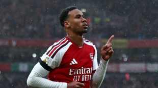 City sofre 1&ordf; derrota no Ingl&ecirc;s e &eacute; alcan&ccedil;ado pelo Arsenal na lideran&ccedil;a
