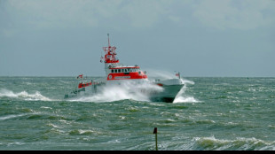 Segeljacht kentert vor B&uuml;sum: Drei Schiffbr&uuml;chige aus Nordsee gerettet