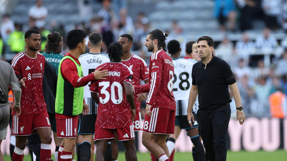 Il Liverpool pareggia allo scadere a Newcastle nella prima di Iraola