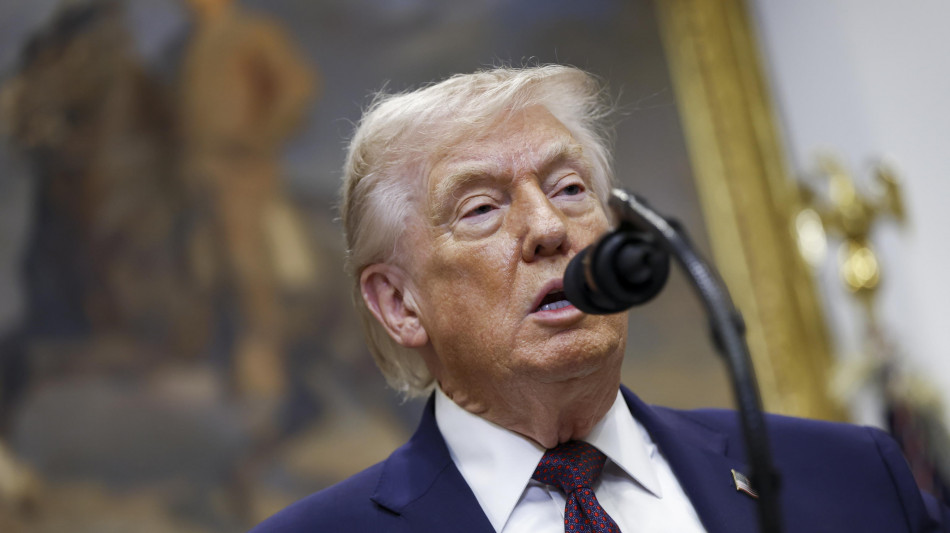 'Trump, Zelensky non ha nulla finch&eacute; non lo approvo io, l'ncontro andr&agrave; bene'