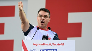 Bolsonaro designa a su hijo Fl&aacute;vio para disputar las elecciones de 2026 en Brasil