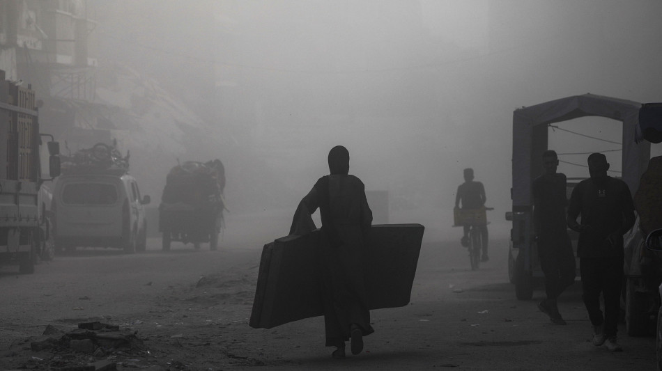 Almeno 11 palestinesi uccisi dall'alba a Gaza