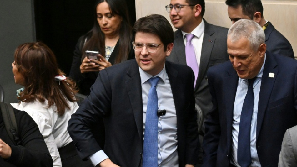 Dissid&ecirc;ncia das Farc &eacute; apontada como autora de atentado contra presidenci&aacute;vel na Col&ocirc;mbia